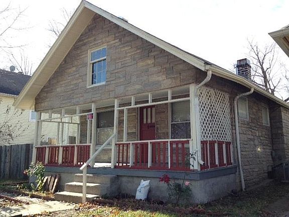 2nd image of 112 Belmont Blvd