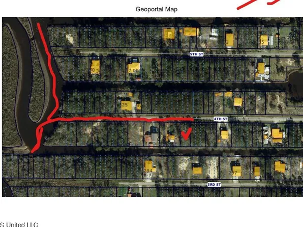 496-497 4th St #496, Bay Saint Louis, MS 39520