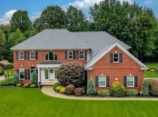 6687 Westminster Dr, East Amherst, NY 14051