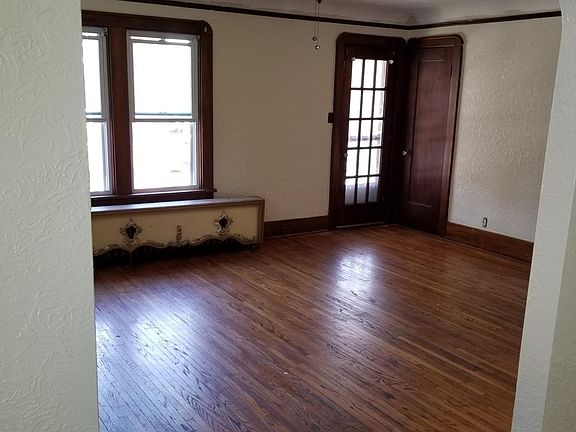 5th image of 450 Moselle St #2