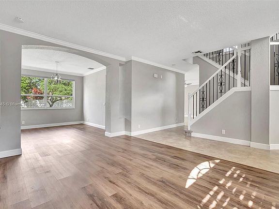 3rd image of 1132 NW 130th Ave