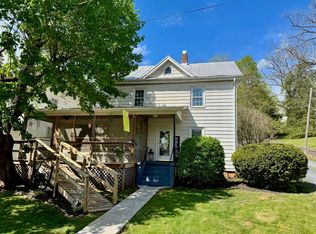 12 Staubus Cir, Mount Solon, VA 22843