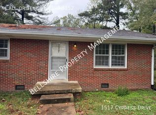 1517 Cypress Dr, Murfreesboro, TN 37130