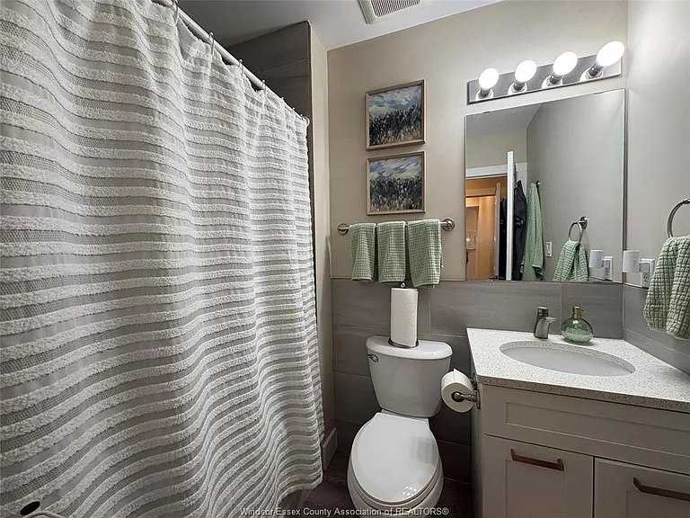 550 Sandison St #71 — Photo 19
