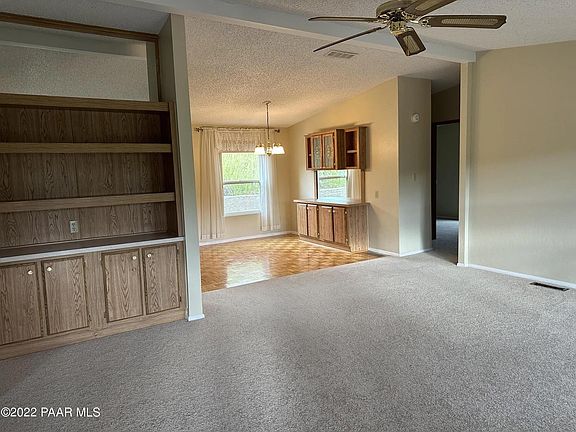 4th image of 2158 Glenmar