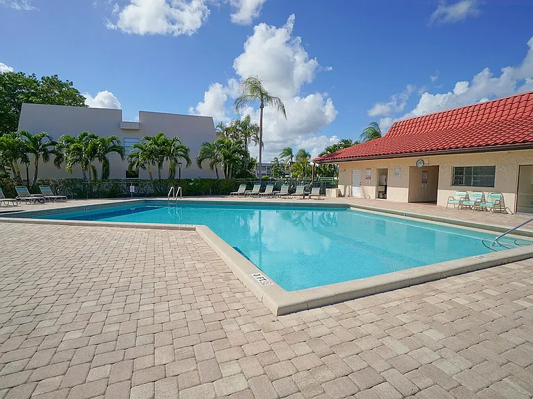 2828 Casita Way #214-C — Photo 18