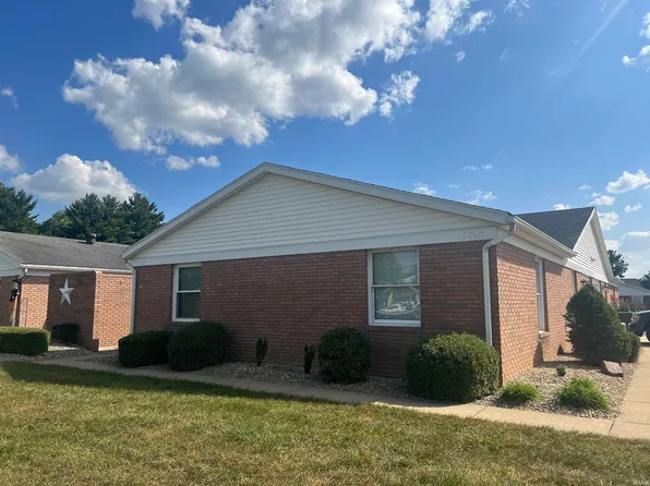 3592 Manor Dr, Jasper, IN 47546