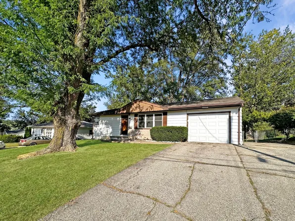 7707 SW 10th Pl, Des Moines, IA 50315