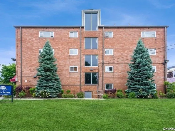 222 Smith Street #1H, Freeport, NY 11520