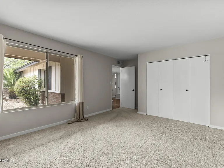 1229 E Manhatton Dr — Photo 14