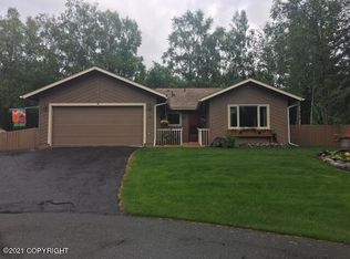 19726 Shumagin Cir, Eagle River, AK 99577
