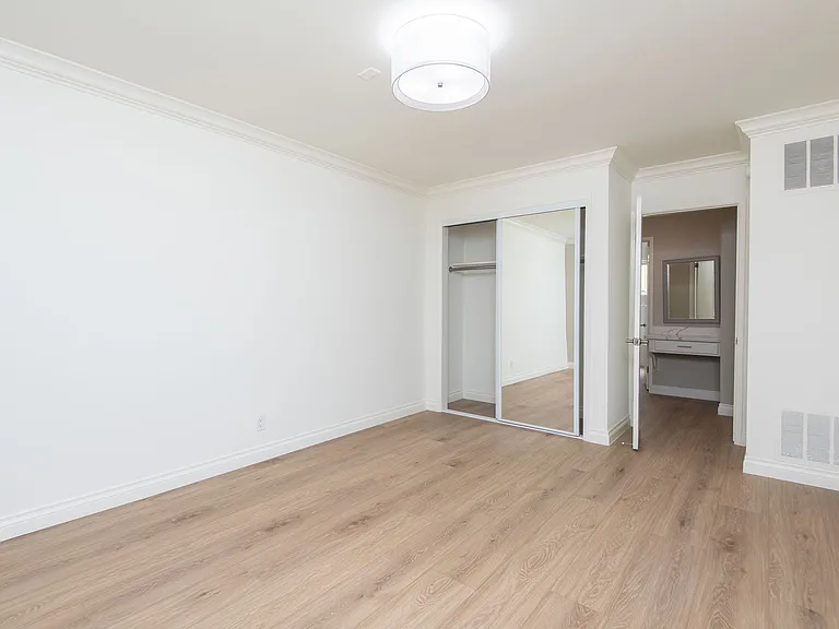 10554 National Blvd #3 — Photo 11