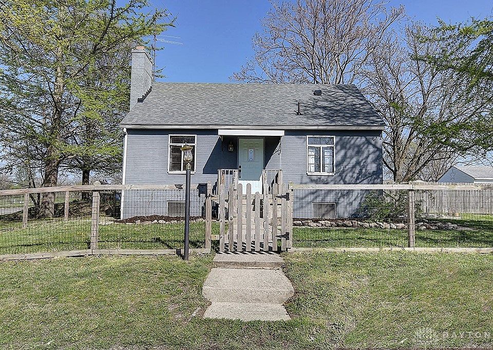 1st image of 800 Ivywood St