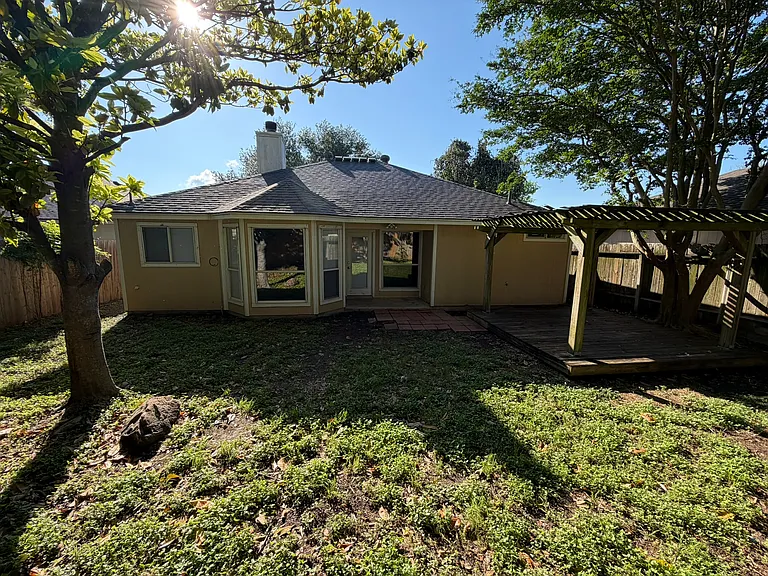 4802 Silver Wood Ct — Photo 15