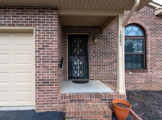 1222 Karina Cir #1, Maryville, TN 37804