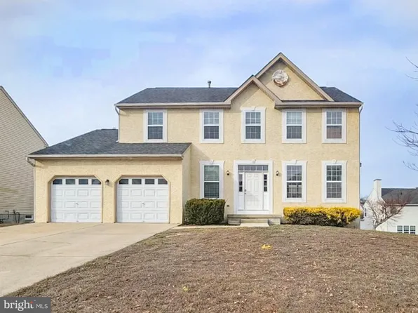 18 Parliament Rd, Sicklerville, NJ 08081