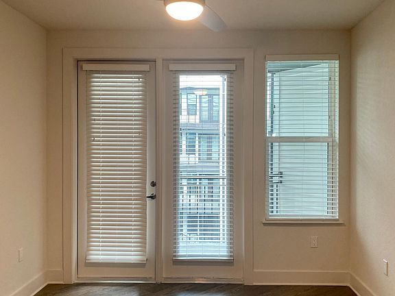 5th image of 1056 E Harrison St #159