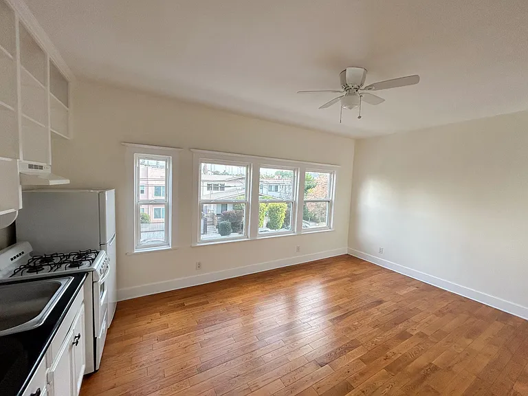 4440 Burns Ave #11 — Photo 6