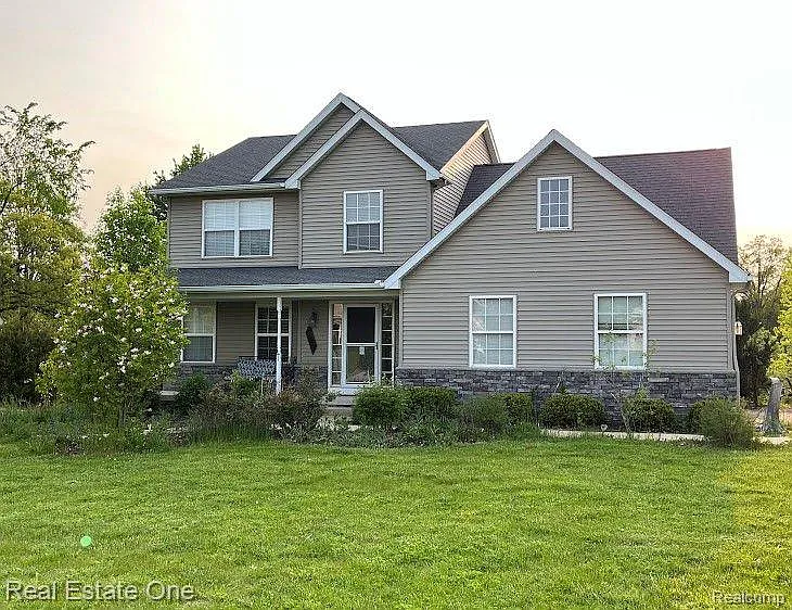 7640 Summer Breeze Trl photo 1