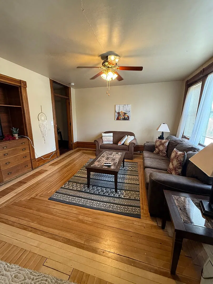 107 Monroe Ave — Photo 3