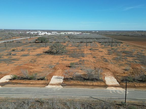 3rd image of 1607 County Road 422