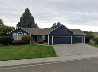 1875 Kapalua Ave, Richland, WA 99352