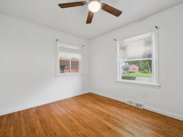 1757 Lafayette Dr — Photo 23