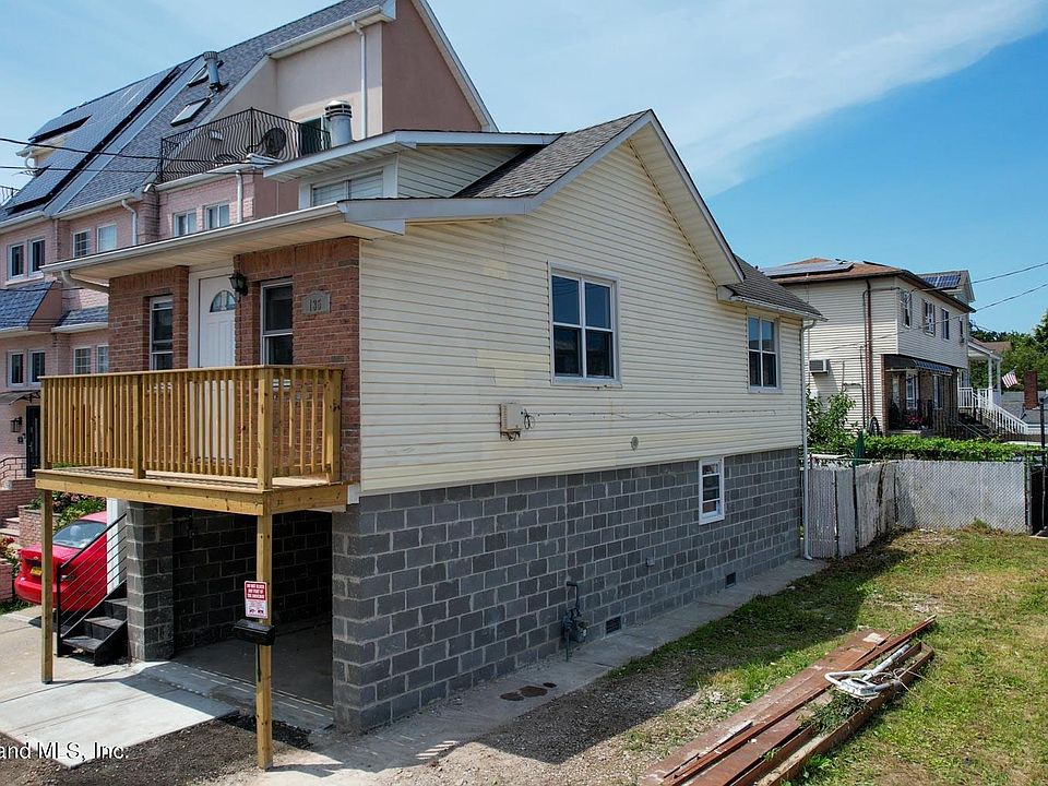 2nd image of 135 Haven Ave