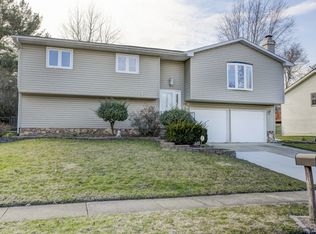 2859 S Forrest Ln, Decatur, IL 62521