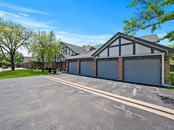 4th image of 9163 Fairmont Ct #70