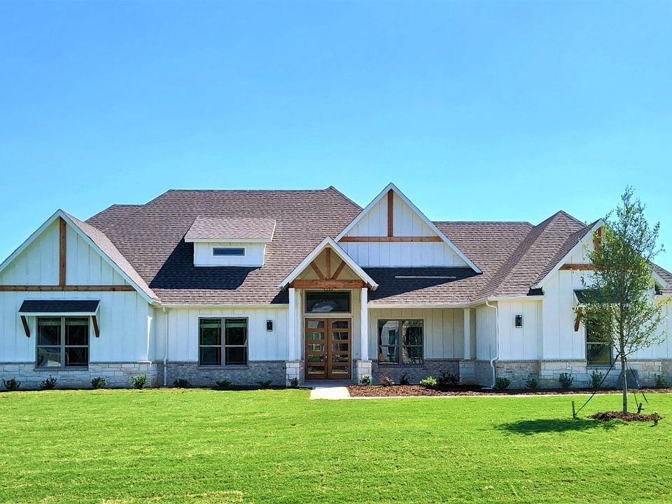 1st image of 41 Ellis Oak Ct
