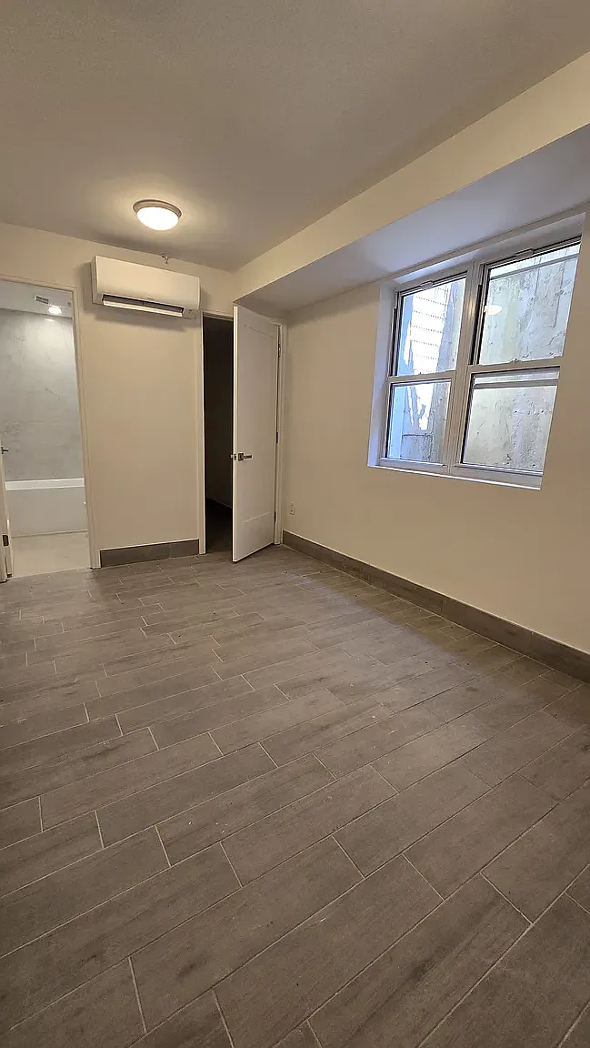 310 Park Avenue — Photo 4