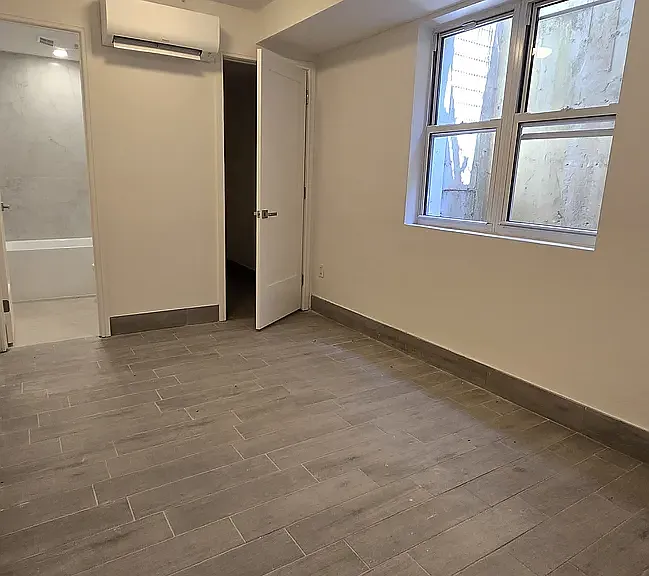 310 Park Ave #1 — Photo 4