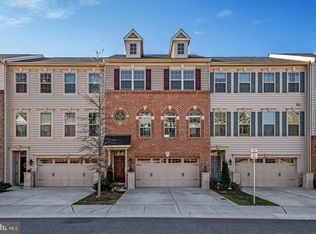 121 Admirals Ridge Dr, Arnold, MD 21012