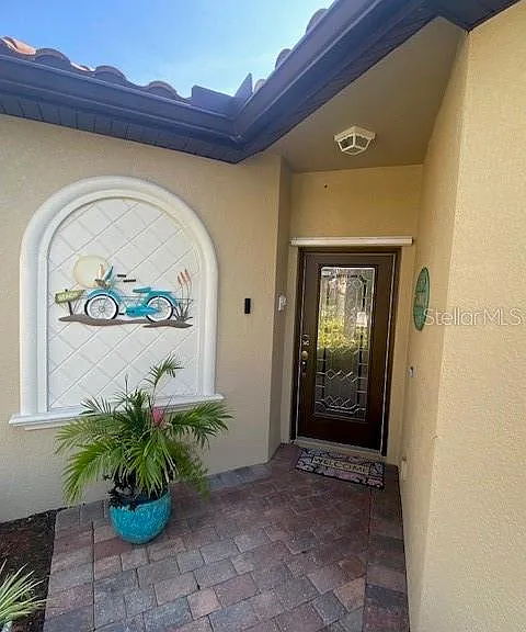 6760 Willowshire Way — Photo 2