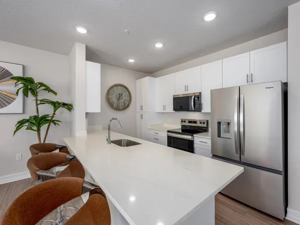 Lake Tavares Townhomes