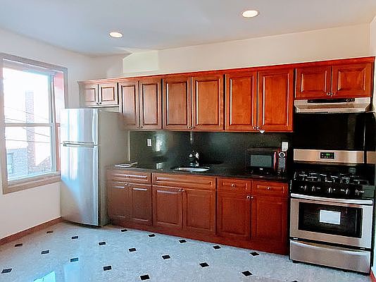 1st image of 3911 62nd St APT 2B