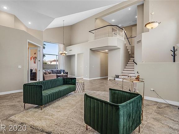 3rd image of 9909 Fox Springs Dr