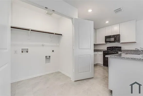 3605 Flicker Ln — Photo 25