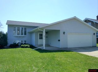611 Water St SW, Sleepy Eye, MN 56085