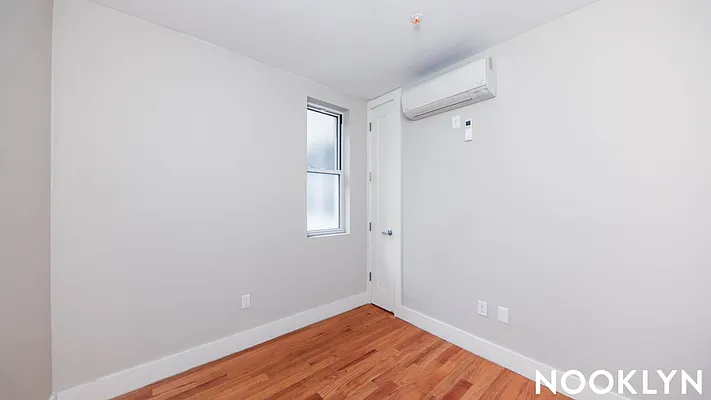 Rented by Nooklyn NYC LLC | media 19