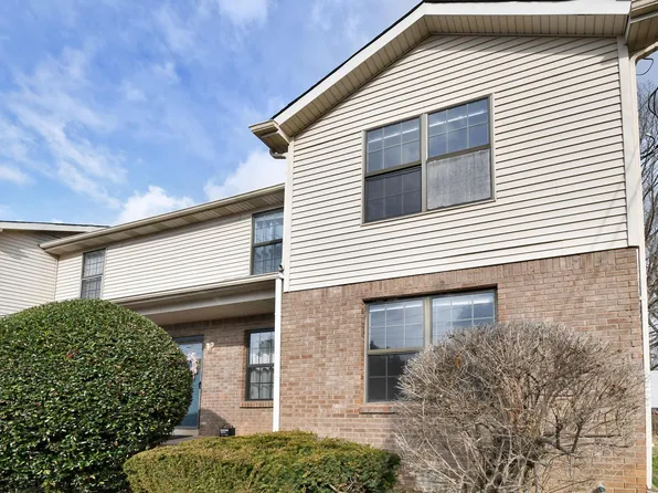 1533 E Knollwood Circle, 1533 E Knollwood Cir APT 4, Clarksville, TN 37043