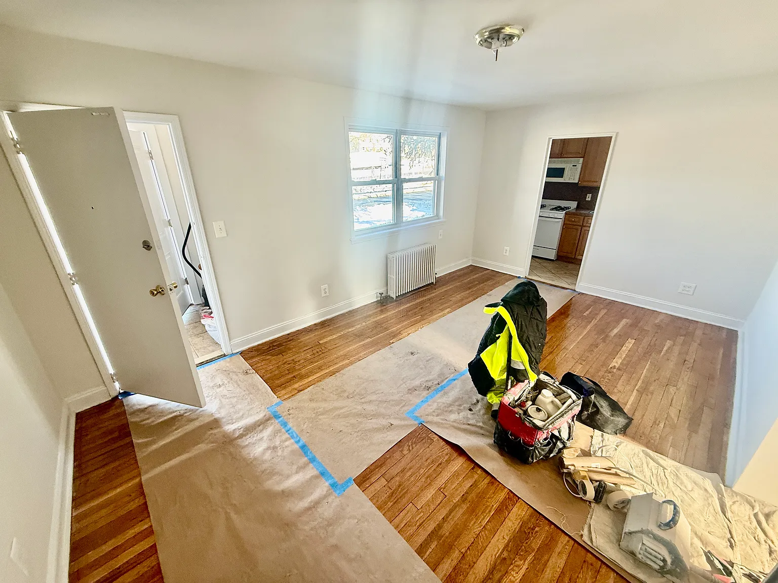 2 bed, 900 sqft, $2,549 — Photo 3