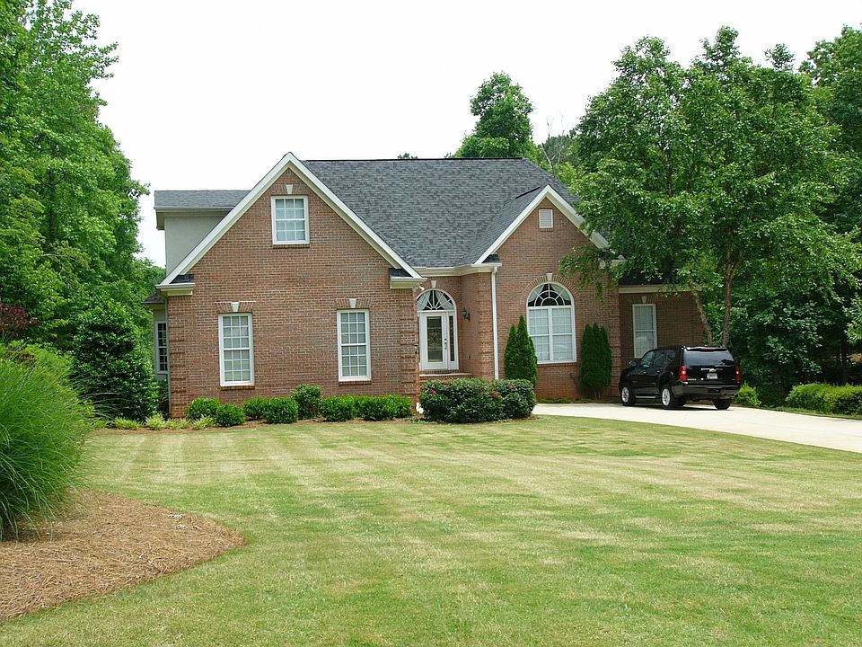 1st image of 270 Allie Dr