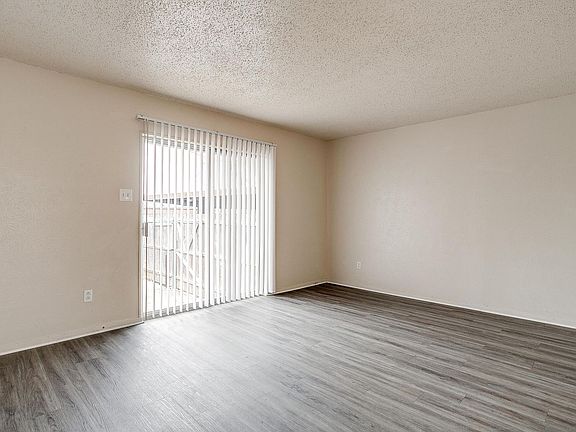 3rd image of 139 W Ellison St #201