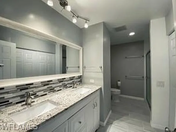 152 Lake Point LN #4A, NAPLES, FL 34112