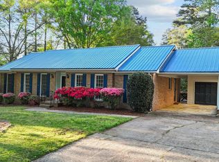 801 Silver Leaf Pl, Raleigh, NC 27609