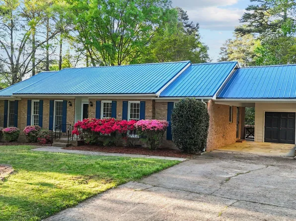 801 Silver Leaf Pl, Raleigh, NC 27609