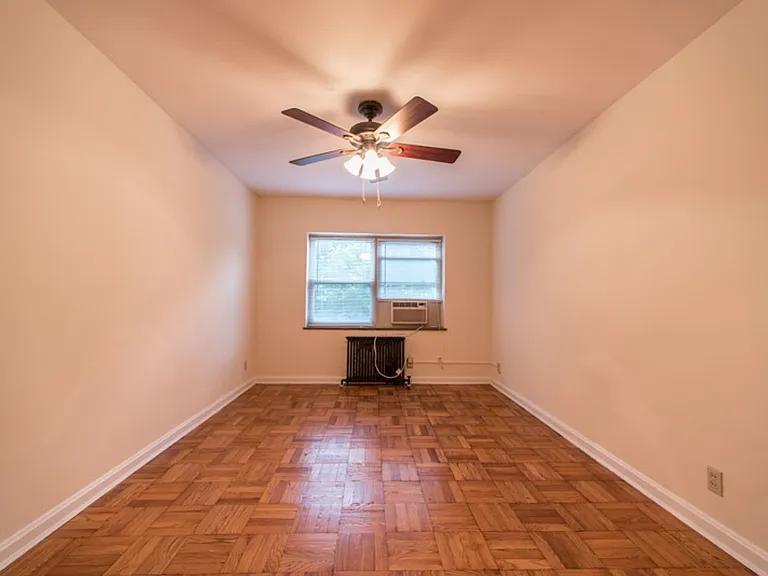 1br Near Uc, Daap & Hospitals | Prime Riddle Road Location — Photo 55