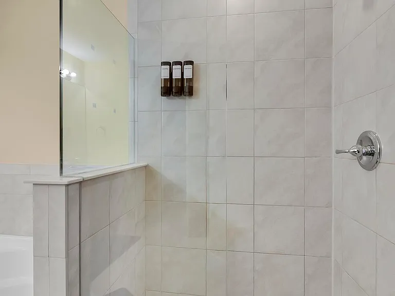 1037 SW Payne Ave — Photo 15